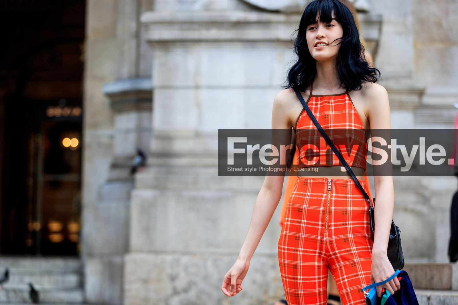 black bag, checked, checked pants, checked top, graphic pants, high waist, leather bag, orange pants, orange top, plaid, printed pants, trousers, zip, fashion week, frenchystyle, FW, jonathan paciullo, street style, PFW, PARIS, atmosphere details, horizontal, detail, model, AUTUMN WINTER 2018-2019, FALL WINTER 2018-2019, FW 18-19