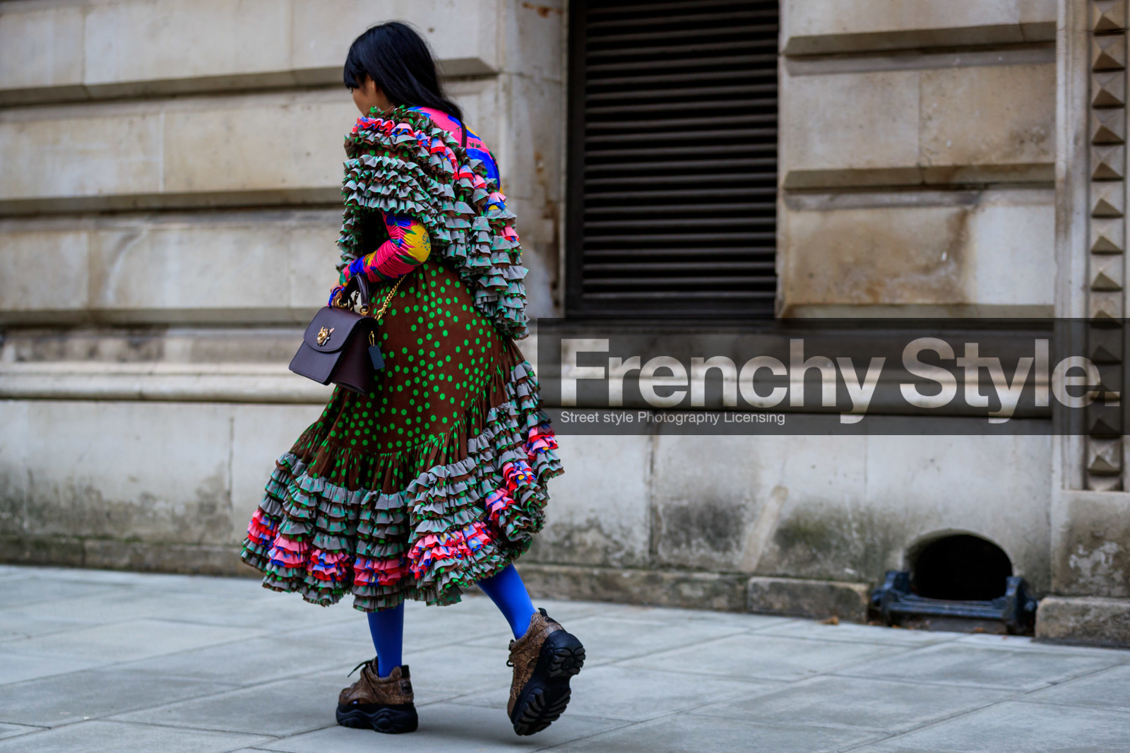 brown shoes, graphic dress, leather bag, leather shoes, multicolor dress, polka dot, printed dress, purple bag, ruffles, susie lau, tights, wedges, street style, jonathan paciullo, FW, frenchystyle, fashion week, LFW, LONDON, AUTUMN WINTER 2019-2020, AW 19-20, FW 19-20, FALL WINTER 2019-2020, horizontal, atmosphere details, full length