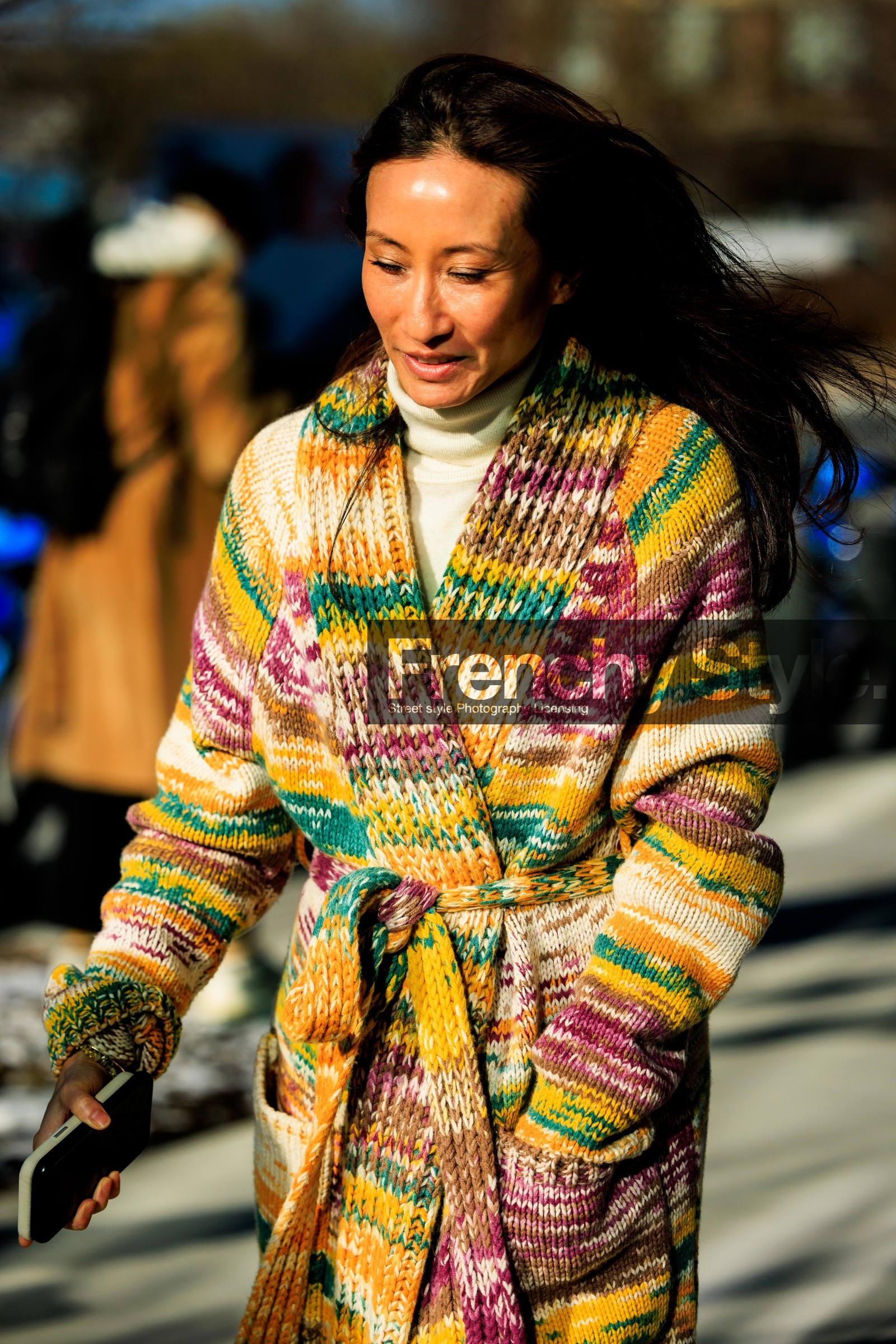 white turtleneck, close up, knitted jacket, multicolor knitwear, knitwear look, boho chic look, furry winter look, backpack, cozy look, street style, jonathan paciullo, FW, frenchystyle, fashion week, NYFW, NEW YORK, AUTUMN WINTER 2022-2023, FALL WINTER 2022_2023, FW 22-23, vertical, atmosphere details