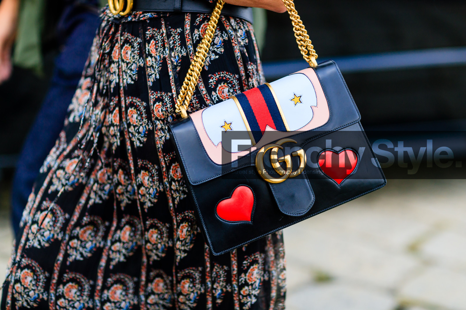 atmosphere details, detail, fashion week, frenchystyle, FW, graphic bag, gucci, horizontal, jonathan paciullo, leather bag, MFW, MILAN, printed bag, printed skirt, SPRING SUMMER 2017, SS 17, stars, street style