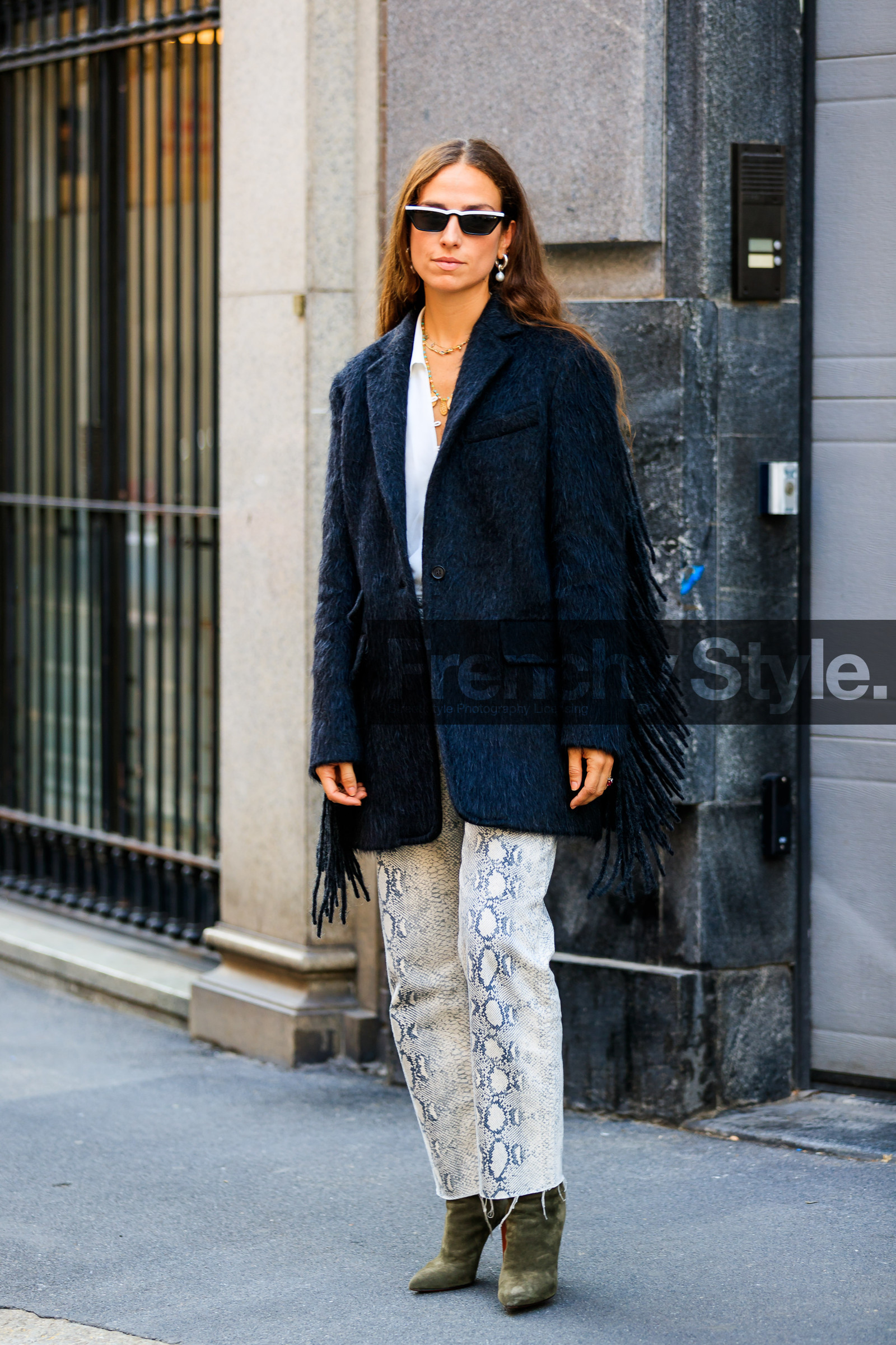 animal print, beige pants, black jacket, earrings, erika boldrin, fringes, graphic pants, green boots, high heels, leather shoes, printed pants, snake print, sunglasses, trousers, street style, jonathan paciullo, FW, frenchystyle, fashion week, MFW, MILAN, SPRING SUMMER 2019, SS 19, vertical, full length