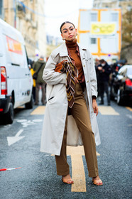 white trench coat, camel pullover, turtleneck pullover, silk shirt, beige pants, beige leather sandals, flare pants, brown scarf, chain printed scarf, golden earrings, hoop earrings, fashion week, frenchystyle, FW, jonathan paciullo, street style, PFW, PARIS, SPRING SUMMER 2021, SS 21, vertical, full length