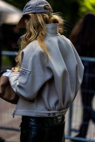 back, back detail, black skirt, cap, courreges jacket, grey cap, grey jacket, jacket, leather skirt, skirt, street style, jonathan paciullo, FW, frenchystyle, fashion week, PFW, PARIS, SPRING SUMMER 2022, SS 22, vertical, atmosphere details