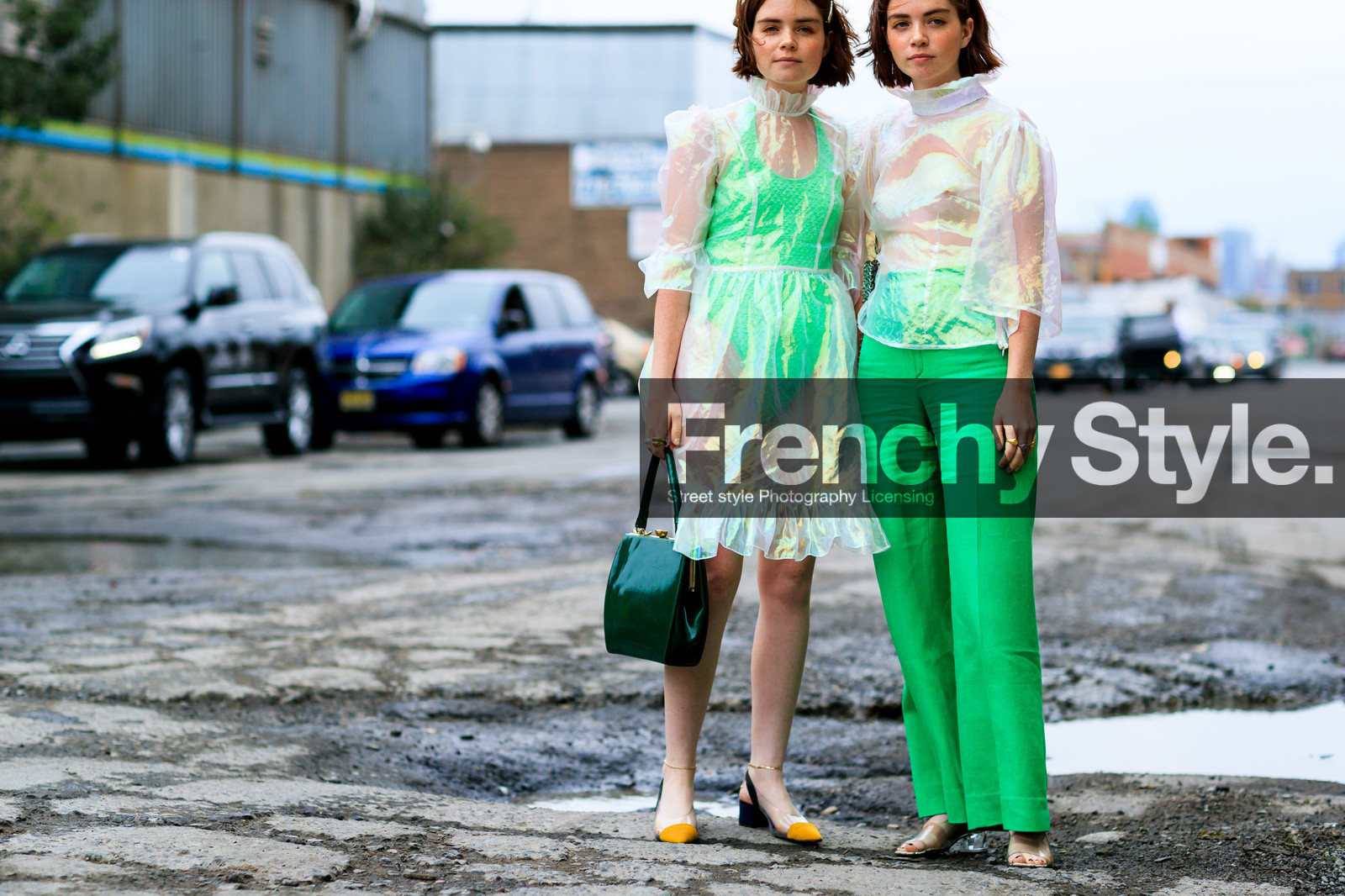 green bag, green pants, green swimsuit, high heels, leather bag, leather shoes, molly and reese blustein, see through, shiny top, trousers, white dress, white top, street style, jonathan paciullo, FW, frenchystyle, fashion week, NYFW, NEW YORK, SPRING SUMMER 2019, SS 19, atmosphere details, horizontal, detail