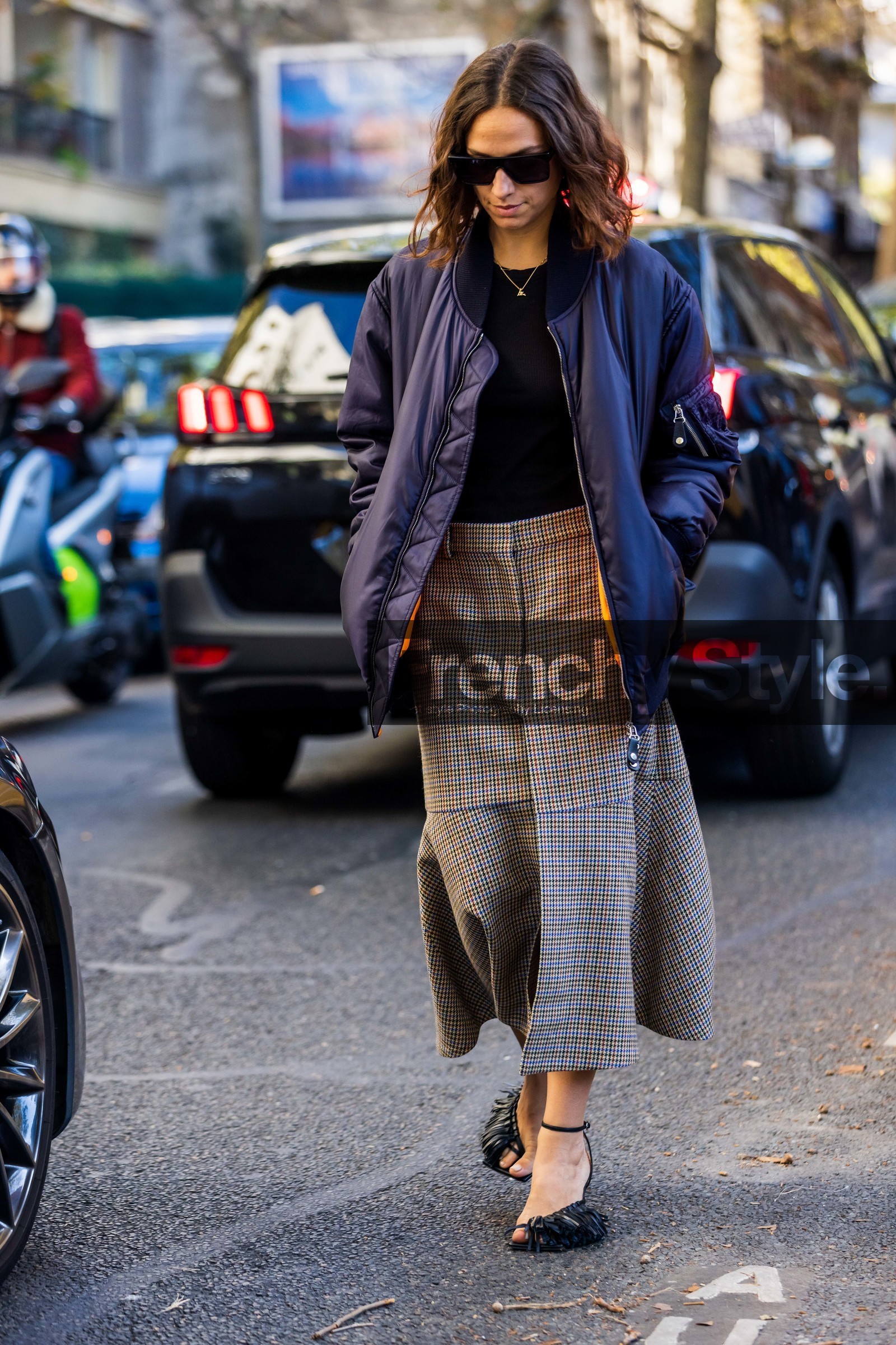 beige skirt, black sandals, black sunglasses, black t-shirt, bomber, check, checked skirt, Erika Boldrin, long skirt, navy bomber, printed skirt, sandals, skirt, split, splited skirt, statement sandals, sunglasses, fashion week, frenchystyle, FW, jonathan paciullo, street style, PFW, PARIS, SPRING SUMMER 2022, SS 22, vertical, full length