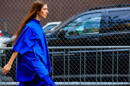 atmosphere details, blue shirt, detail, fashion week, frenchystyle, FW, horizontal, jonathan paciullo, NEW YORK, NYFW, oversize, SPRING SUMMER 2017, SS 17, street style, tone on tone, total look blue, woman