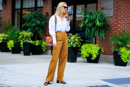 camel pants, high heels, leather shoes, sunglasses, trousers, white shirt, fashion week, frenchystyle, FW, jonathan paciullo, street style, NYFW, NEW YORK, SPRING SUMMER 2019, SS 19, atmosphere details, horizontal, full length