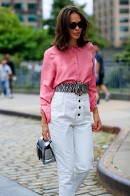 animal print, boyy, high waist, leather bag, pink shirt, silver bag, sunglasses, trousers, white pants, zebra, fashion week, frenchystyle, FW, jonathan paciullo, street style, NEW YORK, NYFW, SPRING SUMMER 2020, SS 20, vertical, detail, atmosphere details