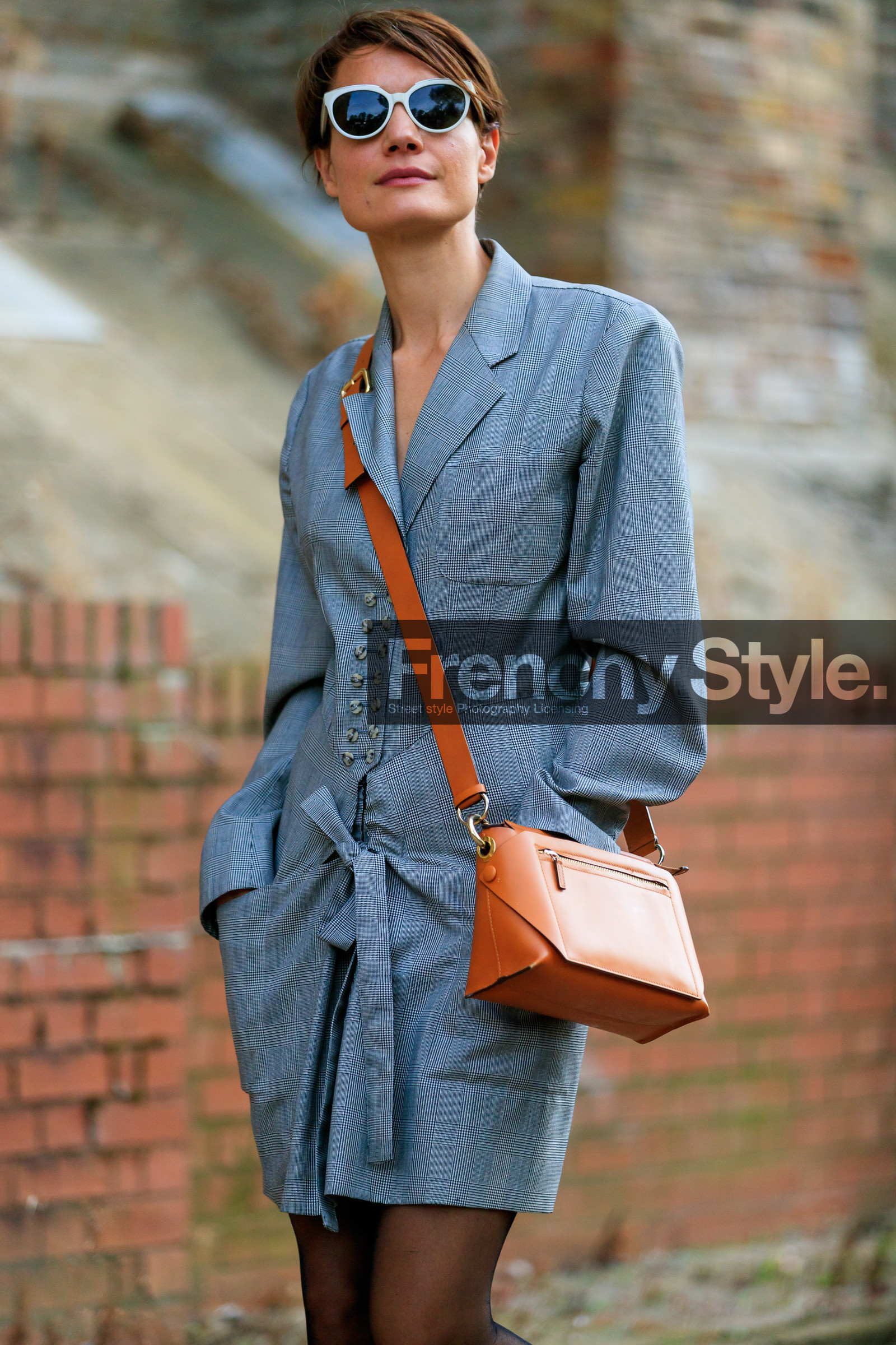 balenciaga sunglasses, black and white dress, camel leather bag, checked dress, mini dress, white sunglasses, wrap dress, button dress, tailor collar dress, long sleeves dress, black tights, black socks, white leather loafers, white leather shoes, black and white shoes, fashion week, frenchystyle, FW, jonathan paciullo, street style, vertical, detail, atmosphere details