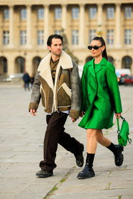 green coat, green jacket, dior saddle bah, green bag, dior, dior bag, black boots, black bottines, brown trousers, black shoes, puffed jacket, leather jacket, printed tshirt, kaki tshirt, alice & j.s, alice barbier, JS roques, fashion week, frenchystyle, FW, jonathan paciullo, street style, AUTUMN WINTER 2022-2023, FALL WINTER 2022_2023, FW 22-23, PFW, PARIS, vertical, full length