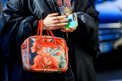 balenciaga, black jacket, floral, flowers, graphic bag, iphone, leather bag, printed bag, red bag, rings, fashion week, frenchystyle, FW, jonathan paciullo, street style, PFW, PARIS, AUTUMN WINTER 2019-2020, AW 19-20, FALL WINTER 2019-2020, FW 19-20, horizontal, atmosphere details, detail