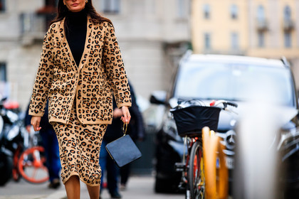 animal print, beige skirt, beige sweater, black turtleneck, graphic skirt, leopard, printed skirt, printed sweater, fashion week, frenchystyle, FW, jonathan paciullo, street style, MFW, MILAN, AUTUMN WINTER 2018-2019, FALL WINTER 2018-2019, FW 18-19, horizontal, atmosphere details, giovanna battaglia
