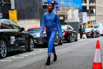 black shoes, blue denim, denim pants, denim shirt, high heels, jeans, leather shoes, levi's, levi's strauss, model, trousers, fashion week, frenchystyle, FW, jonathan paciullo, street style, LFW, LONDON, SPRING SUMMER 2019, SS 19, atmosphere details, horizontal, full length