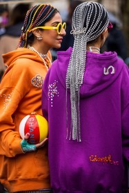 back, back details, brooch, chanel look, color, detail, hairstyle, hoodie, orange hoodie, pearls, purple hoodie, statement, strass, sunglasses, yellow sunglasses, fashion week, frenchystyle, FW, jonathan paciullo, street style, PFW, PARIS, SPRING SUMMER 2022, SS 22, vertical, atmosphere details