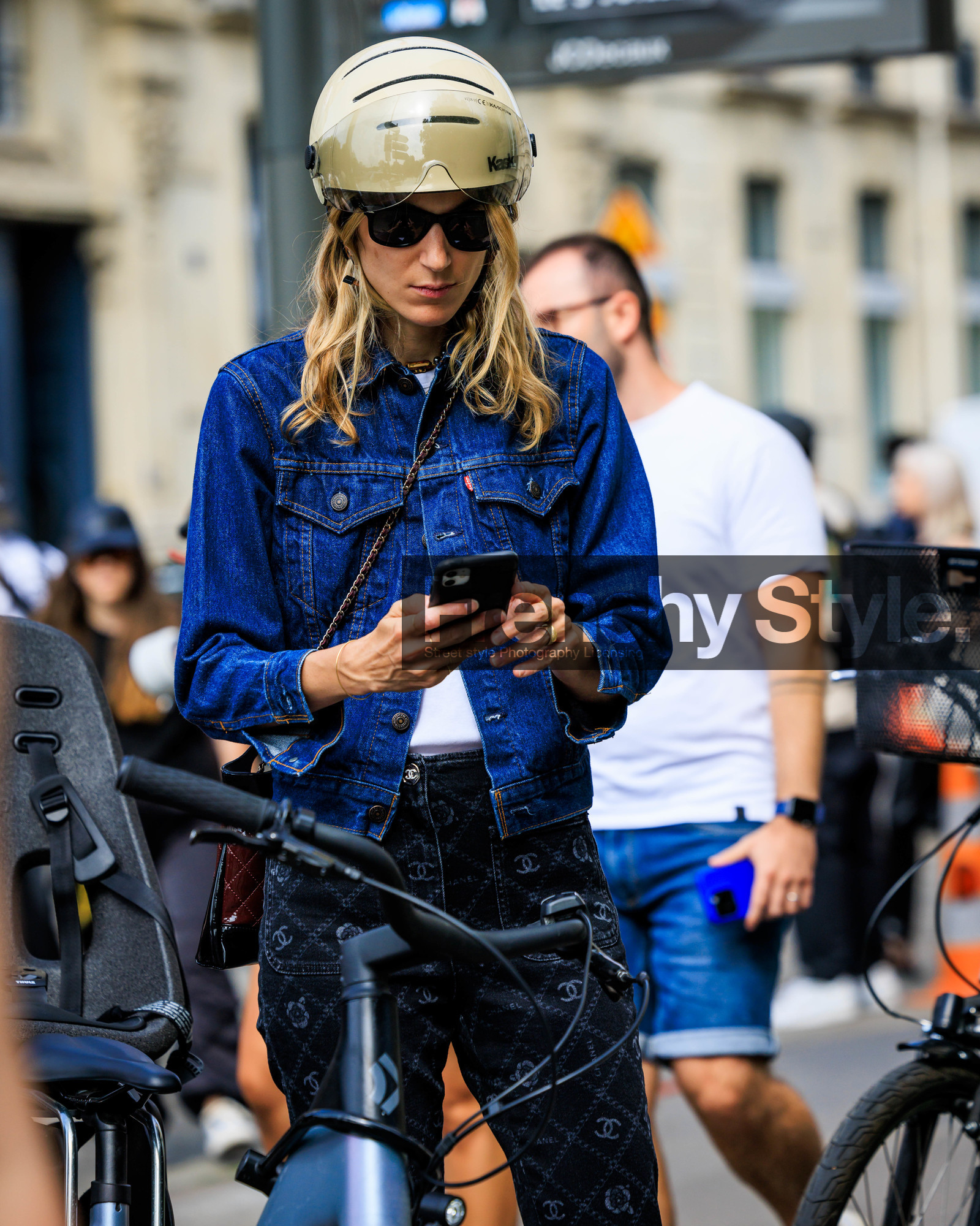fashion week, frenchystyle, FW, jonathan paciullo, street style, PFW, PARIS, FW 23-24, FALL WINTER 2023-2024, AUTUMN WINTER 2023-2024, HAUTE COUTURE, vertical, atmosphere details, detail