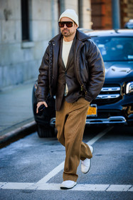 white beanie, sunglasses, brown blazer, leather blazer, leather jacket, winter outwear, white tshirt, white sneakers, brown jacket, bomber jacket, baggy pants, brown pants, street style, jonathan paciullo, FW, frenchystyle, fashion week, NYFW, NEW YORK, AUTUMN WINTER 2022-2023, FALL WINTER 2022_2023, FW 22-23, vertical, full length