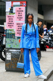 chrissy rutherford, blue total look, blue jacket, blue pants, striped suits, striped jacket, striped pants, blue suits, belted jacket, loose pants, blue leather bag, chain strap bag, white leather sneakers, nike shoes, fashion week, frenchystyle, FW, jonathan paciullo, street style, MFW, MILAN, SPRING SUMMER 2020, SS 20