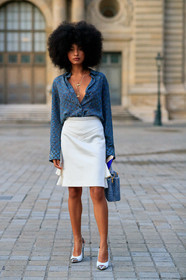 sharon alexie, blue shirt, blue bag, monogrammed shirt, low necked shirt, white skirt, ruffle skirt, mini skirt, hand bag, tweed bag, long necklace, golden necklace, animal shape necklace, charms necklace, louis vuitton bag, louis vuitton necklace, louis vuitton shirt, louis vuitton skirt, louis vuitton total look, louis vuitton shoes, sharp end shoes, white leather bag, white leather shoes, sling back shoes, silvered shoes, PARIS, PFW, SPRING SUMMER 2020, SS 20, fashion week, frenchystyle, FW, jonathan paciullo, street style, vertical, full length