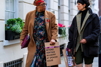 black jacket, blazer, camel coat, checked jacket, floral, flowers, graphic dress, green jacket, green pants, headscarf, leather bag, pink bag, plaid, printed dress, red scarf, fashion week, frenchystyle, FW, jonathan paciullo, street style, LFW, LONDON, AUTUMN WINTER 2018-2019, AW 18-19, FALL WINTER 2018-2019, FW 18-19, horizontal, atmosphere details, detail