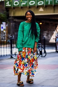 jumper, green, midi skirt, flowers, print, fashion week, frenchystyle, FW, jonathan paciullo, street style, SS 22, SPRING SUMMER 2022, LFW, LONDON, vertical, full length