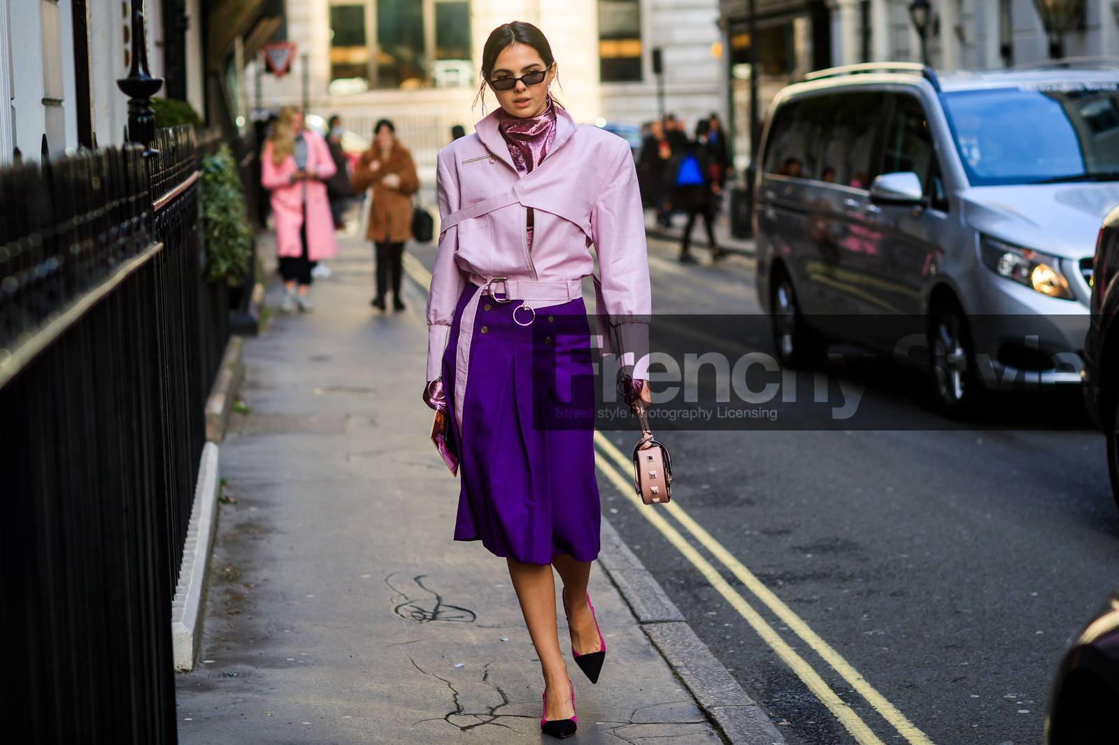 glitter, high heels, leather bag, leather shoes, pink bag, pink jacket, pink shoes, pink top, pleated skirt, purple skirt, sequined top, shiny top, sunglasses, fashion week, frenchystyle, FW, jonathan paciullo, street style, LFW, LONDON, AUTUMN WINTER 2018-2019, AW 18-19, FALL WINTER 2018-2019, FW 18-19, horizontal, atmosphere details, full length, doina ciobanu