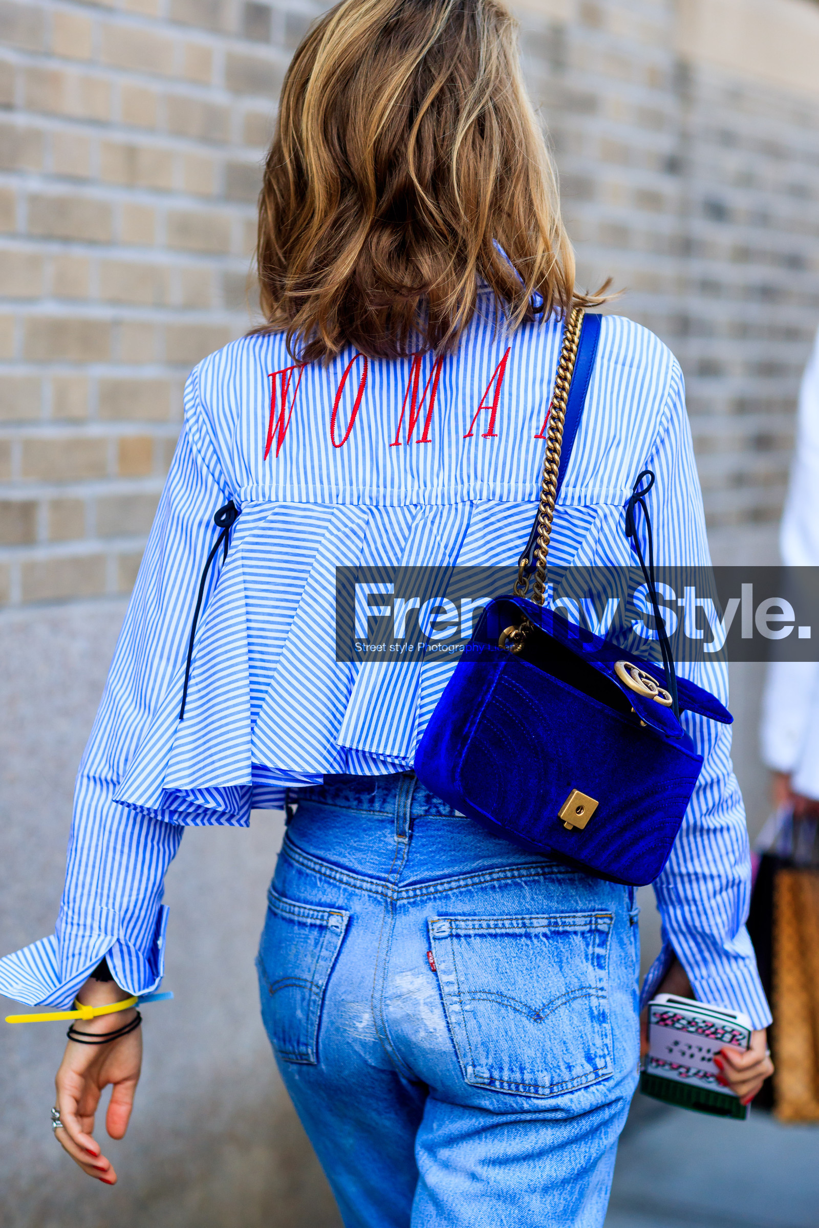 atmosphere details, back detail, blue bag, blue denim, blue shirt, denim pants, detail, fashion week, frenchystyle, FW, graphic shirt, gucci, jeans, jonathan paciullo, message, NEW YORK, NYFW, printed shirt, rachael wang, ruffles, SPRING SUMMER 2018, SS 18, street style, striped shirt, stripes, trousers, velvet, vertical