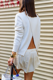 atmosphere details, back detail, cargo pants, cartier, clou bracelet, detail, fashion week, frenchystyle, FW, golden jewelry, jonathan paciullo, leather bag, NEW YORK, NYFW, rolex, SPRING SUMMER 2018, SS 18, street style, vertical, watch, white shorts, white top