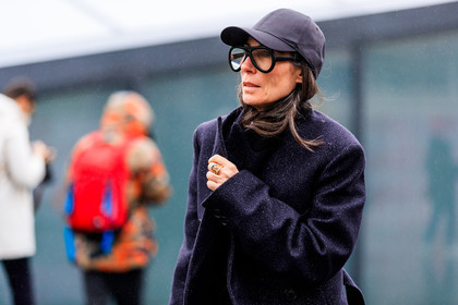 atmosphere details, AUTUMN WINTER 2017-2018, AW 17-18, black cap, black jacket, detail, FALL WINTER 2017-2018, fashion week, frenchystyle, FW, FW 17-18, horizontal, jonathan paciullo, PARIS, PFW, street style, sunglasses, tone on tone, total look black, Véronique Tristram