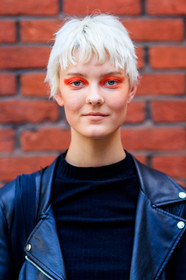 atmosphere details, black jacket, black perfecto, black top, blazer, charlee fraser, detail, dyed hair, eyeliner, eyeshadow, fashion week, frenchystyle, FW, jonathan paciullo, leather jacket, leather perfecto, LFW, LONDON, model, portrait, sarah fraser, short hair, SPRING SUMMER 2018, SS 18, street style, tone on tone, total look black, vertical