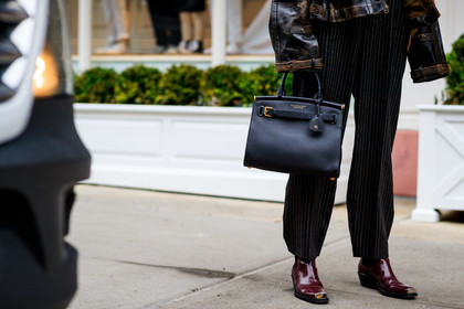 black bag, black jacket, bordeaux, brown jacket, burgundy, gala gonzalez, graphic pants, grey pants, grey sweater, leather bag, leather belt, leather jacket, leather shoes, printed pants, ralph lauren, red belt, red boots, trousers, frenchystyle, jonathan paciullo, street style, NYFW, NEW YORK, AUTUMN WINTER 2019-2020, AW 19-20, FALL WINTER 2019-2020, FW 19-20, fashion week, FW, atmosphere details, horizontal, detail