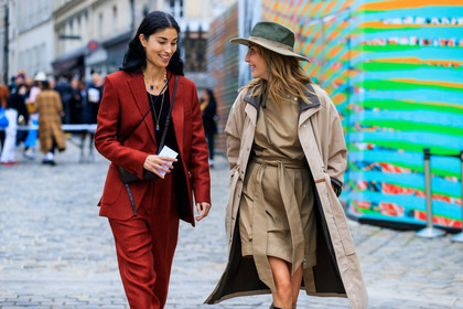 ece sukan, caroline issa, red jacket, red pants, red suits, multi necklace, golden necklace, big chain necklace, stone necklace, red necklace, blue necklace, long necklace, multi charms necklace, black pullover, crossbody bag, box bag, sunglasses box, brown leather bag, beige hat, beige trench coat, beige dress, mini dress, belted dress, kaki hat, fashion week, frenchystyle, FW, jonathan paciullo, street style, PFW, PARIS, SPRING SUMMER 2020, SS 20, horizontal, atmosphere details, detail