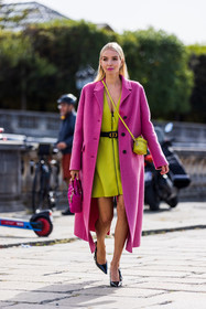 bag, belt, black belt, black heels, black pumps, coat, color, crossbody bag, dior bag, dior belt, dior look, dress, earrings, fluo pink, Leonie Hanne, patent heels, pink bag, pink coat, pump, quilted bag, yellow bag, yellow dress, street style, jonathan paciullo, FW, frenchystyle, fashion week, PFW, PARIS, SPRING SUMMER 2022, SS 22, vertical, full length