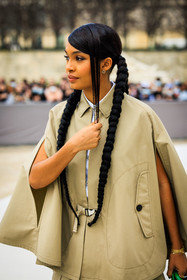 beige cape, dior, long braids, golden watch, earrings, white shirt, fashion week, frenchystyle, FW, jonathan paciullo, street style, AUTUMN WINTER 2022-2023, FALL WINTER 2022_2023, FW 22-23, PFW, PARIS, vertical, detail