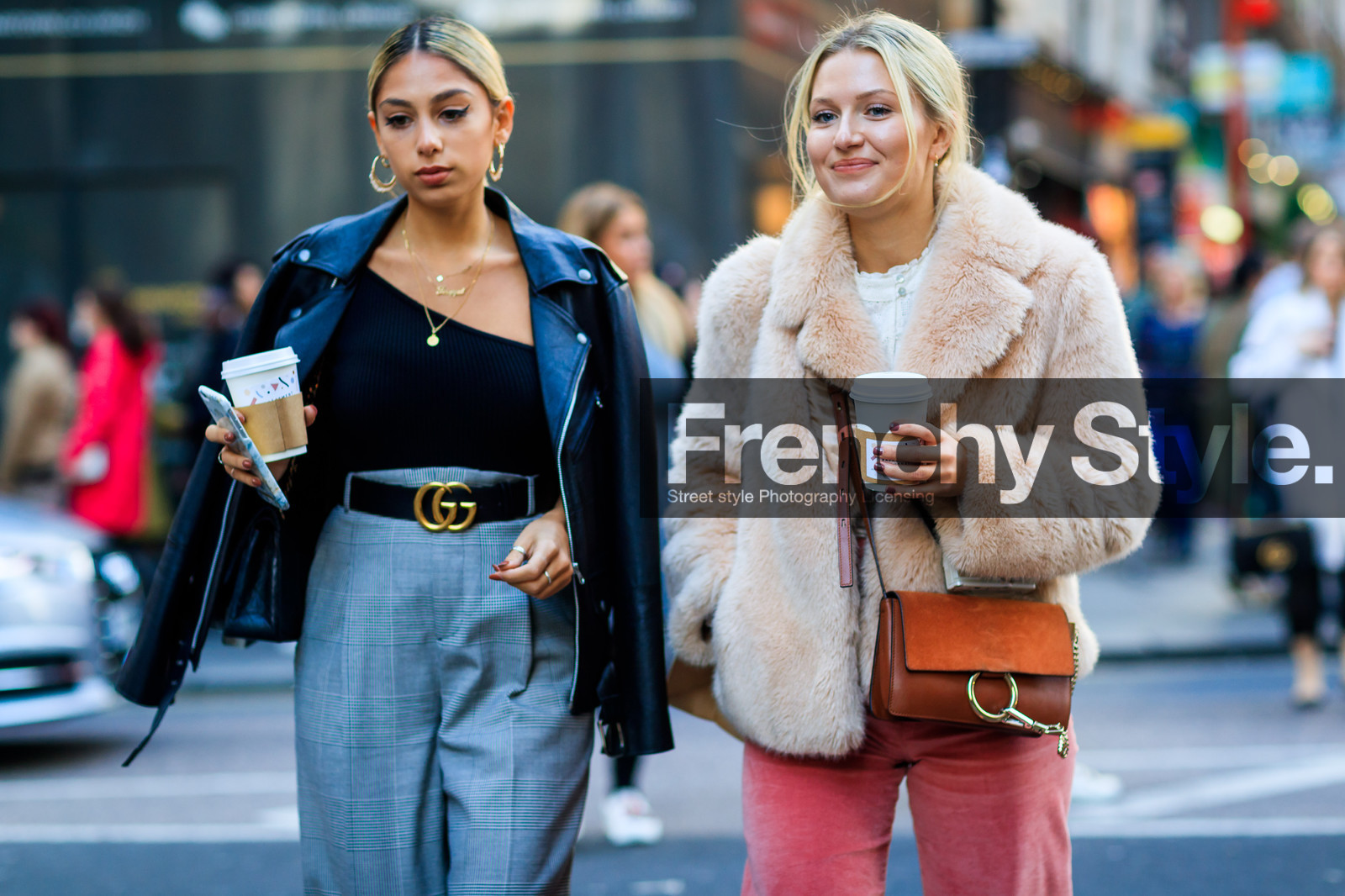 asymetric, atmosphere details, black belt, black jacket, black perfecto, black top, blazer, brown bag, chloé, detail, fashion week, frenchystyle, fur jacket, FW, grey pants, gucci, horizontal, jonathan paciullo, leather bag, leather jacket, leather perfecto, LFW, LONDON, over the shoulder, pink pants, SPRING SUMMER 2018, SS 18, street style, trousers, white fur, white jacket