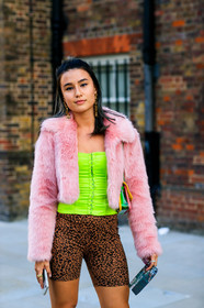 brown shorts, bustier top, fur jacket, graphic shorts, green top, pink fur, pink jacket, printed shorts, fashion week, frenchystyle, FW, jonathan paciullo, street style, LFW, LONDON, SPRING SUMMER 2019, SS 19, vertical, detail, atmosphere details