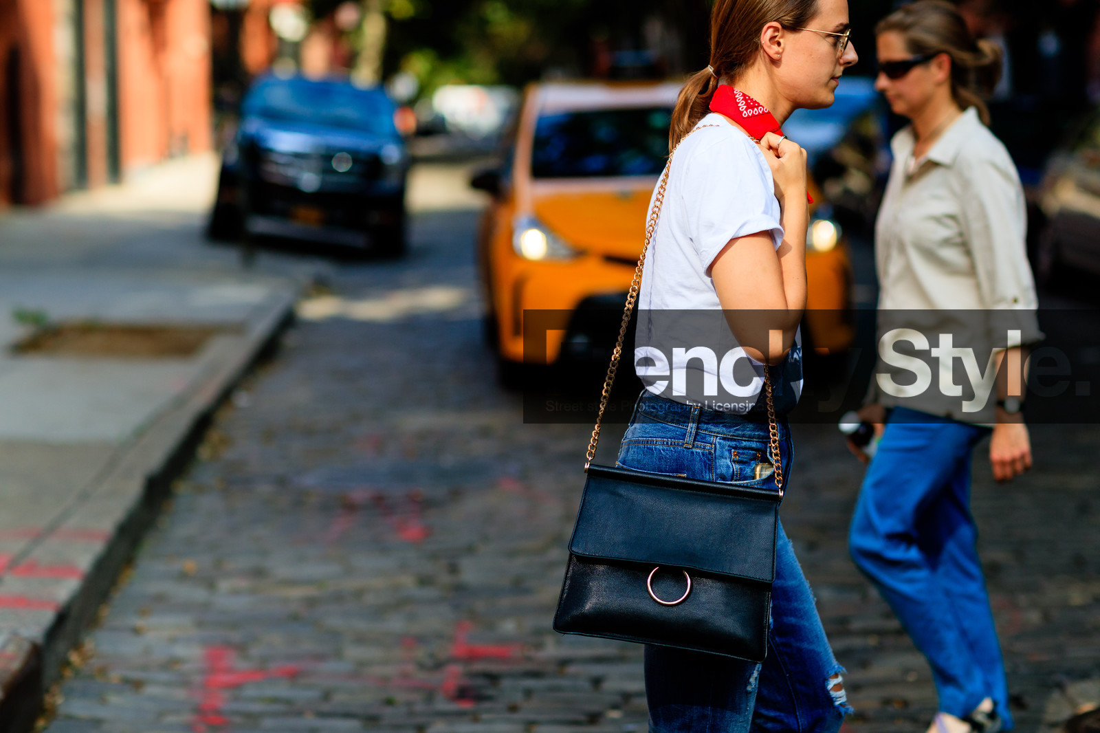atmosphere details, black bag, blue denim, chloe, denim pants, detail, fashion week, frenchystyle, FW, horizontal, jeans, jonathan paciullo, leather bag, NEW YORK, NYFW, red bandana, SPRING SUMMER 2017, SS 17, street style, trousers, woman