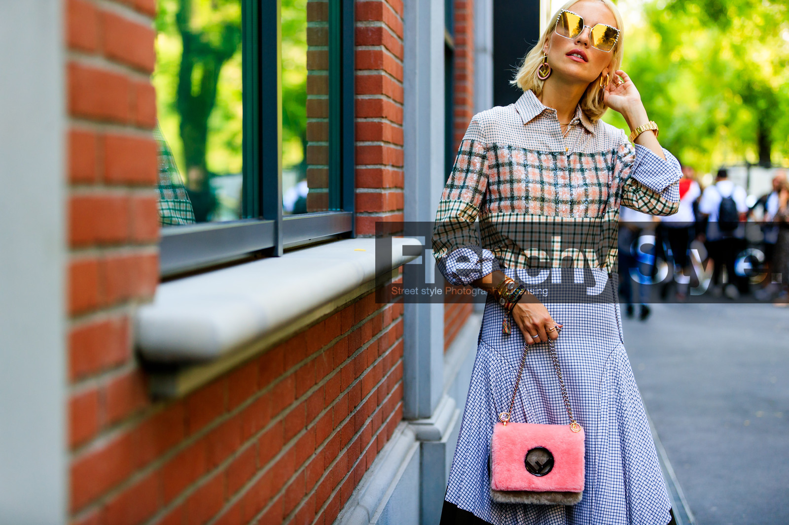 bracelet, checked, earrings, fendi, graphic shirt, grey skirt, leather bag, pink bag, pink shirt, plaid, pleated skirt, printed shirt, sequined shirt, sunglasses, tucked in, viktoria rader, street style, jonathan paciullo, FW, frenchystyle, fashion week, MFW, MILAN, SPRING SUMMER 2019, SS 19, atmosphere details, horizontal, detail