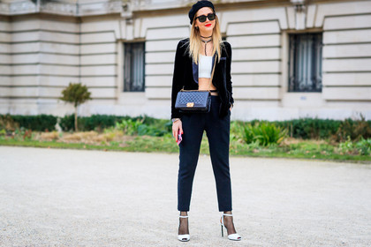 black bag, black cap, black jacket, black pants, blazer, boy bag, chanel, choker, crop top, high heels, leather bag, leather shoes, necklace, sunglasses, trousers, velvet, white shoes, white top, fashion week, frenchystyle, FW, jonathan paciullo, street style, PFW, PARIS, SPRING SUMMER 2017, SS 17, HAUTE COUTURE, atmosphere details, full length, horizontal, chiara ferragni