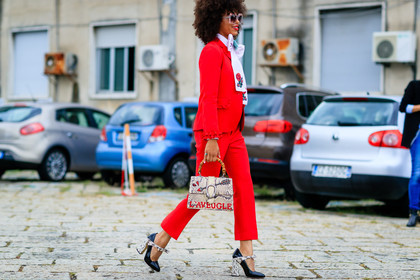 animal print, atmosphere details, black and white shoes, black belt, black shoes, blazer, bow, bow collar, bow tie, curly hair, detail, fashion week, floral, flower, frenchystyle, FW, graphic bag, gucci, high heels, horizontal, jonathan paciullo, leather bag, leather belt, leather shoes, message, MFW, MILAN, pink, printed bag, red, red jacket, red pants, red suit, snake print, SPRING SUMMER 2017, SS 17, street style, sunglasses, trousers, turquoise