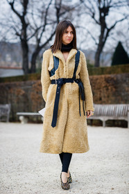beige coat, beige fur, beige jacket, black belt, black pants, black scarf, black shoes, Fur coat, fur jacket, leather shoes, studs, trousers, fashion week, frenchystyle, FW, jonathan paciullo, street style, PFW, PARIS, SPRING SUMMER 2017, SS 17, HAUTE COUTURE, vertical, full length, natasha goldenberg