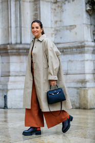 laure heriard dubreuil, light beige trench coat, camel pullover, camel pants, black leather bag, hand bag, hermes bag, kelly hermes bag, fashion week, frenchystyle, FW, jonathan paciullo, street style, PFW, PARIS, vertical, full length