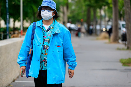 blue hat, blue coat, blue shirt, printed shirt, embroidered coat, aviator sunglasses, blue sunglasses, blue total look, fashion week, frenchystyle, FW, jonathan paciullo, street style, PFW, PARIS, SPRING SUMMER 2022, SS 22, horizontal, atmosphere details, detail