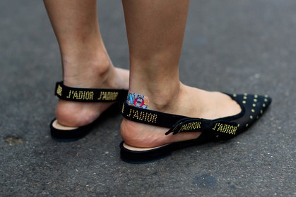 black shoes, christian dior, leather shoes, studs, fashion week, frenchystyle, FW, jonathan paciullo, street style, PFW, PARIS, horizontal, atmosphere details, detail, AUTUMN WINTER 2018-2019, FALL WINTER 2018-2019, FW 18-19