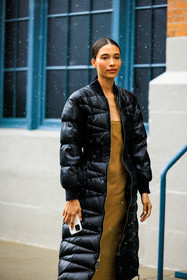 puffy coat, puffy jacket, black coat, black jacket, winter coat, kaki dress, iphone, hair tied, fashion week, frenchystyle, FW, jonathan paciullo, street style, NYFW, NEW YORK, AUTUMN WINTER 2022-2023, FALL WINTER 2022_2023, FW 22-23, vertical, atmosphere details