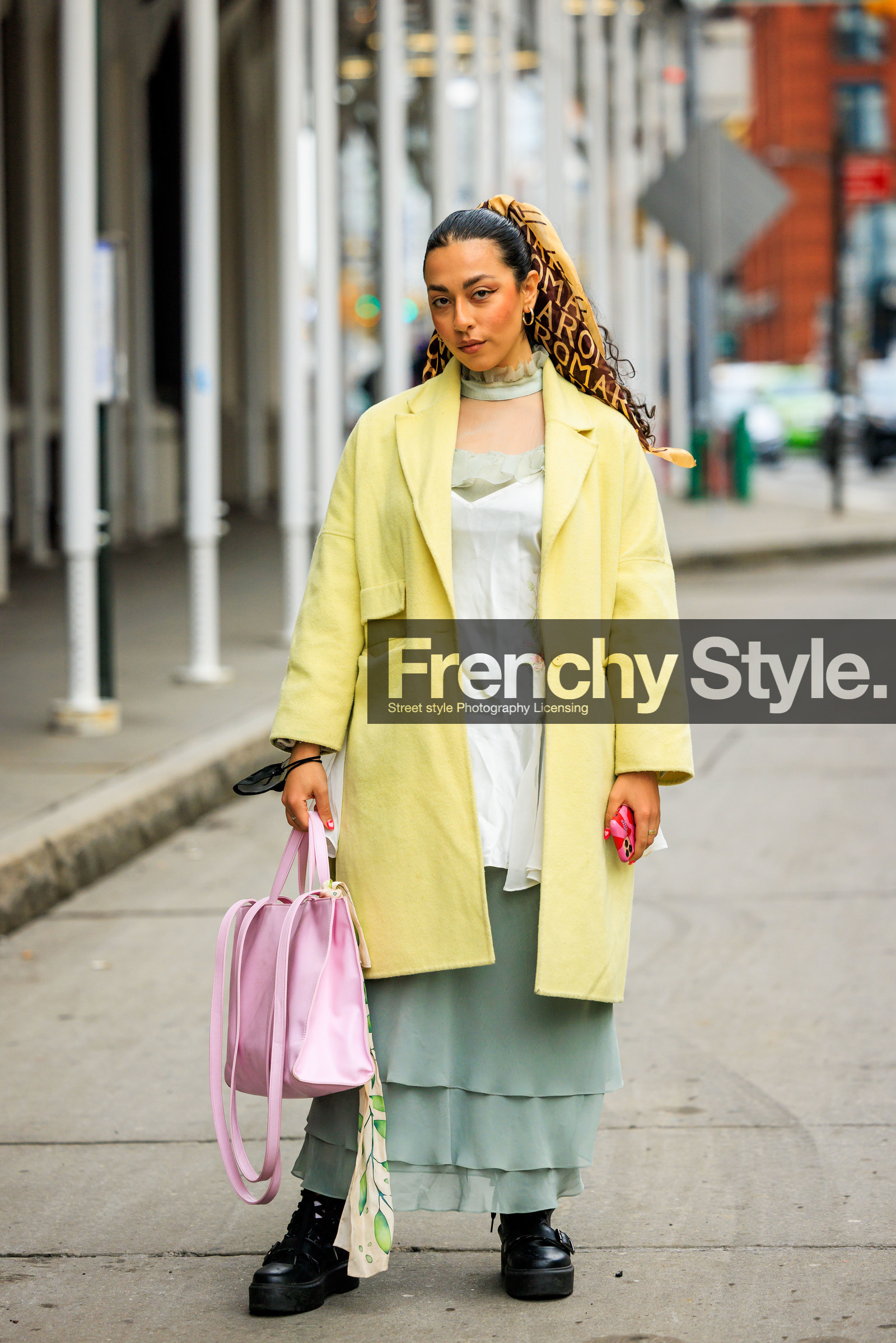 yellow blazer, oversized blazer, almind green skirt, layered skirt, black boots, chunky boots, belt boots, pink bag, pastel pink crossbody, cabas bag, silk top, printed scarf, hair scarf, brown scarf, loop earrings, colla almon green top, street style, jonathan paciullo, FW, frenchystyle, fashion week, NYFW, NEW YORK, AUTUMN WINTER 2022-2023, FALL WINTER 2022_2023, FW 22-23, vertical, full length