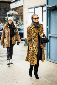 animal print jacket, leopard print jacket, leopard print, sunglasses, black pants, black handbag, gucci bamboo bag, grey beanie, high heel military boots, black boots, jenny walton, fashion week, frenchystyle, FW, jonathan paciullo, street style, NYFW, NEW YORK, AUTUMN WINTER 2022-2023, FALL WINTER 2022_2023, FW 22-23, vertical, full length