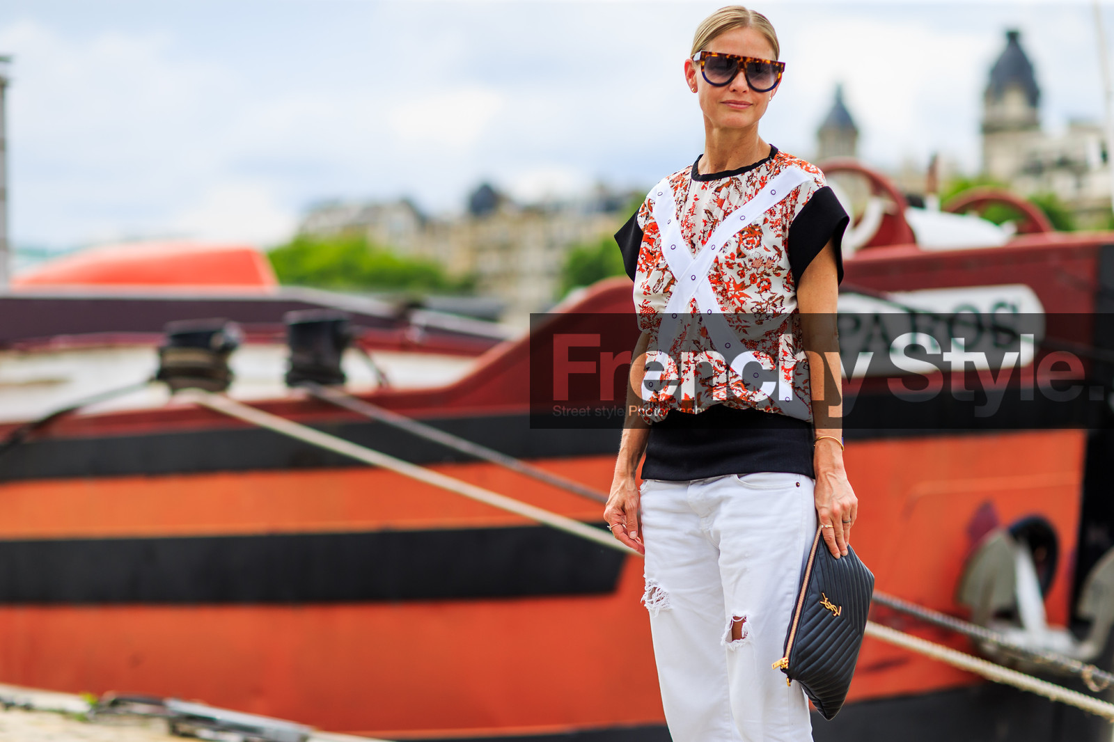 atmosphere details, black clutch, denim pants, detail, fashion week, floral, flower, frenchystyle, FW, horizontal, jeans, jonathan paciullo, leather clutch, MENSWEAR, PARIS, PFW, printed top, red top, ripped pants, saint laurent paris, SPRING SUMMER 2017, SS 17, street style, sunglasses, trousers, white denim