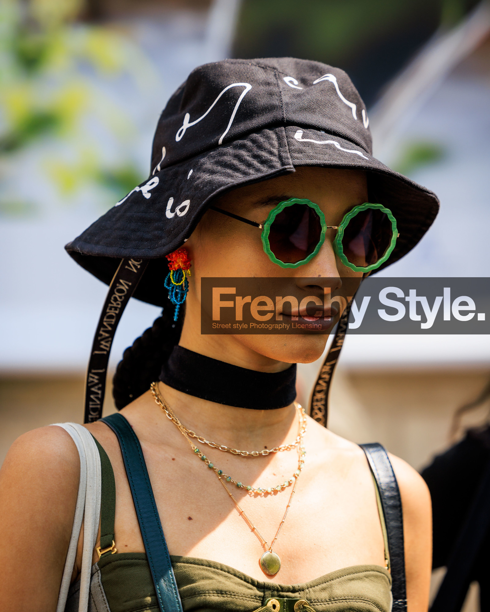 fashion week, frenchystyle, FW, jonathan paciullo, street style, PFW, PARIS, FW 23-24, FALL WINTER 2023-2024, AUTUMN WINTER 2023-2024, HAUTE COUTURE, vertical, atmosphere details, detail