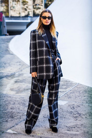 bag, black bag, black boots, black suits, black sunglasses, black turtleneck, boots, check, checked blazer, checked pants, leather bag, printed blazer, printed pants, rectangle sunglasses, stella mccartney bag, suits, sunglasses, turtleneck, fashion week, frenchystyle, FW, jonathan paciullo, street style, PFW, PARIS, SPRING SUMMER 2022, SS 22, vertical, full length