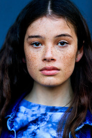 make up, make up details, close up detail, nude make up, street style, jonathan paciullo, FW, frenchystyle, fashion week, MFW, MILAN, SPRING SUMMER 2021, SS 21, vertical, detail, portrait, model